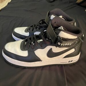 Stussy Nike Air Force 1 ‘07 Mid Sneakers